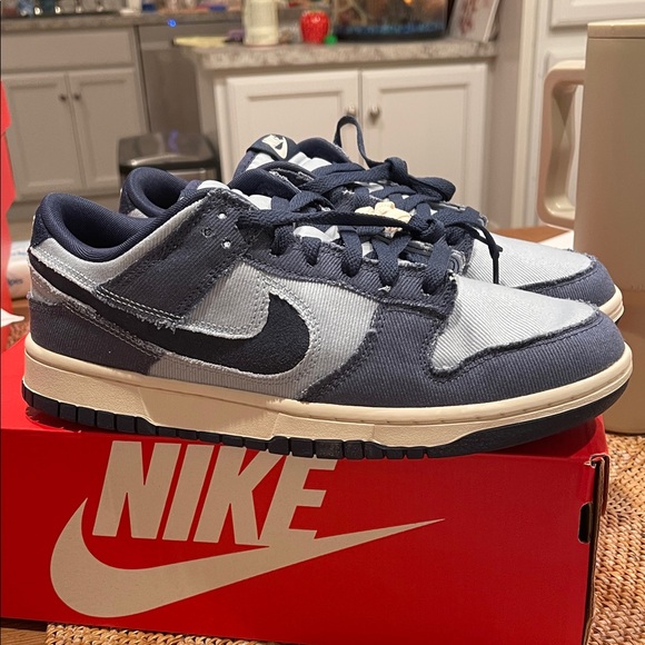 Nike Dunk Low Retro SE - Light Armory Blue and Midnight Navy - Picture 5 of 6
